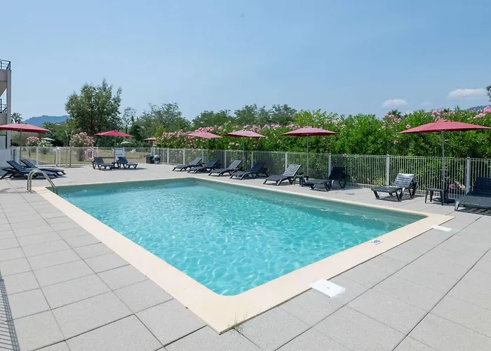 Comfort Cannes 酒店 Mandelieu