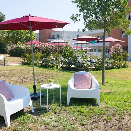Hotel Zenitude Hôtel-résidences Cannes Confort 4*