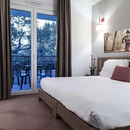 Zenitude Hôtel-résidences Cannes Confort 4* Mandelieu