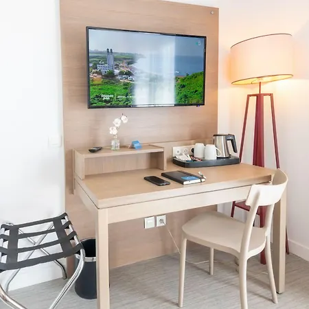 Zenitude Hôtel-résidences Cannes Confort Hotel