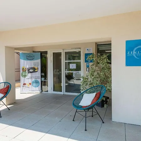 Hotel Zenitude Hôtel-résidences Cannes Confort Mandelieu