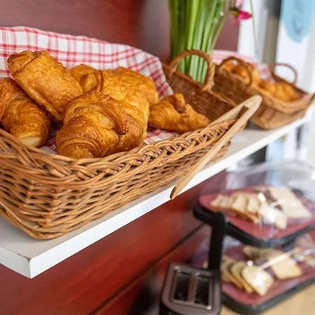 Hotell Comfort Cannes