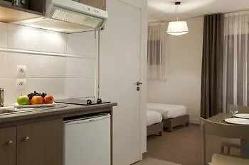 Comfort Cannes アパートホテル