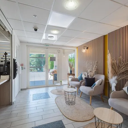 Comfort Cannes アパートホテル Mandelieu