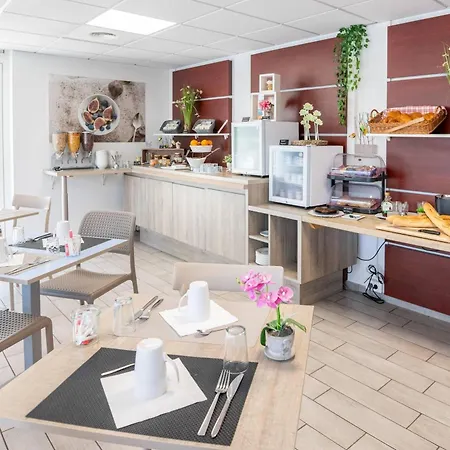 Comfort Cannes Aparthotel Mandelieu